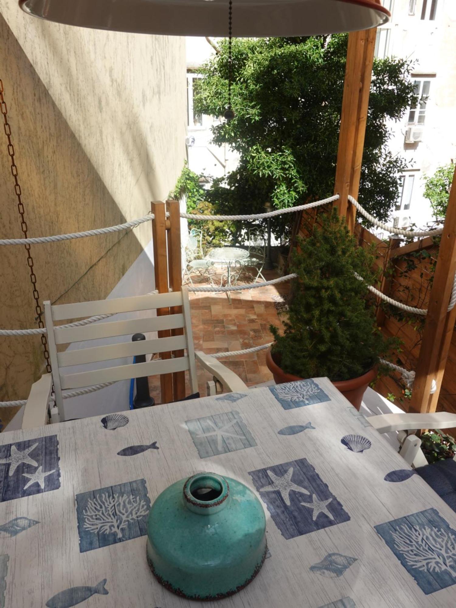 Cavana Cosy Apartment With Garden Near The Sea Trieste Exterior photo